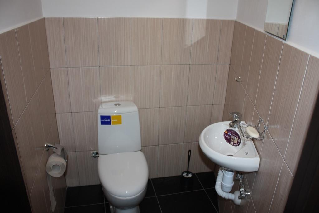 Suite On Railway Station Ivano-Frankivs'k Exterior photo